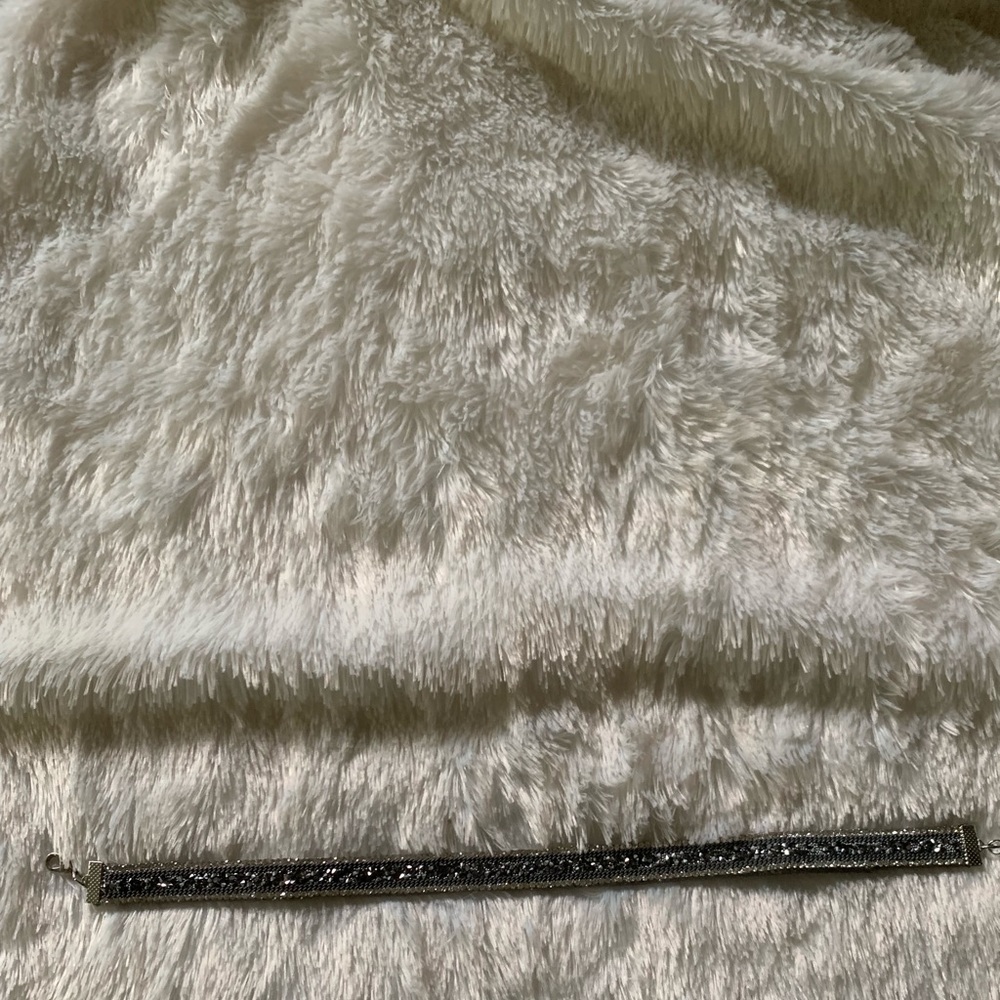 Silver sparkly adjustable choker necklace